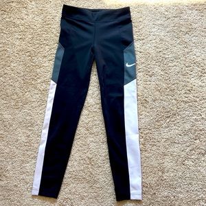 Nike leggings